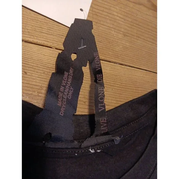 Vlone Classic Stamp Logo T-Shirt Mens L Black Snake Serpent Double Graphic NWT - Picture 6 of 7